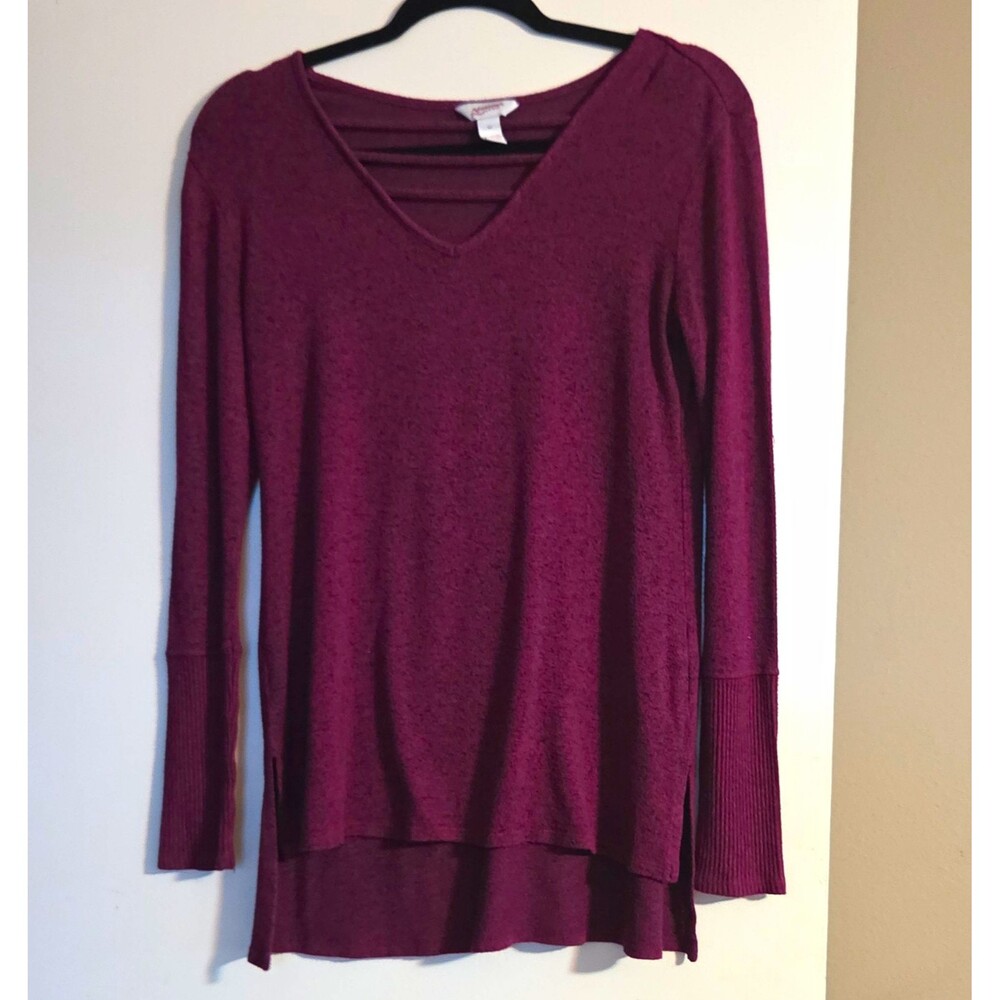 Arizona Jeans Burgundy Solid V-Neck Long Sleeve Knit Pullover Top, XS